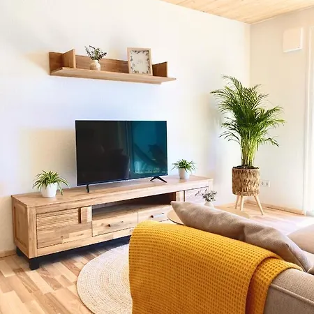 Ferienwohnung Zum Weinberg Mit Grosser Sonnenterrasse Apartment *